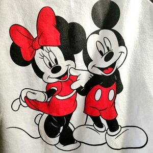 Disney Mickey & Minnie Sweethearts Red Black Long Sleeve Sweatshirt  Women2X EUC